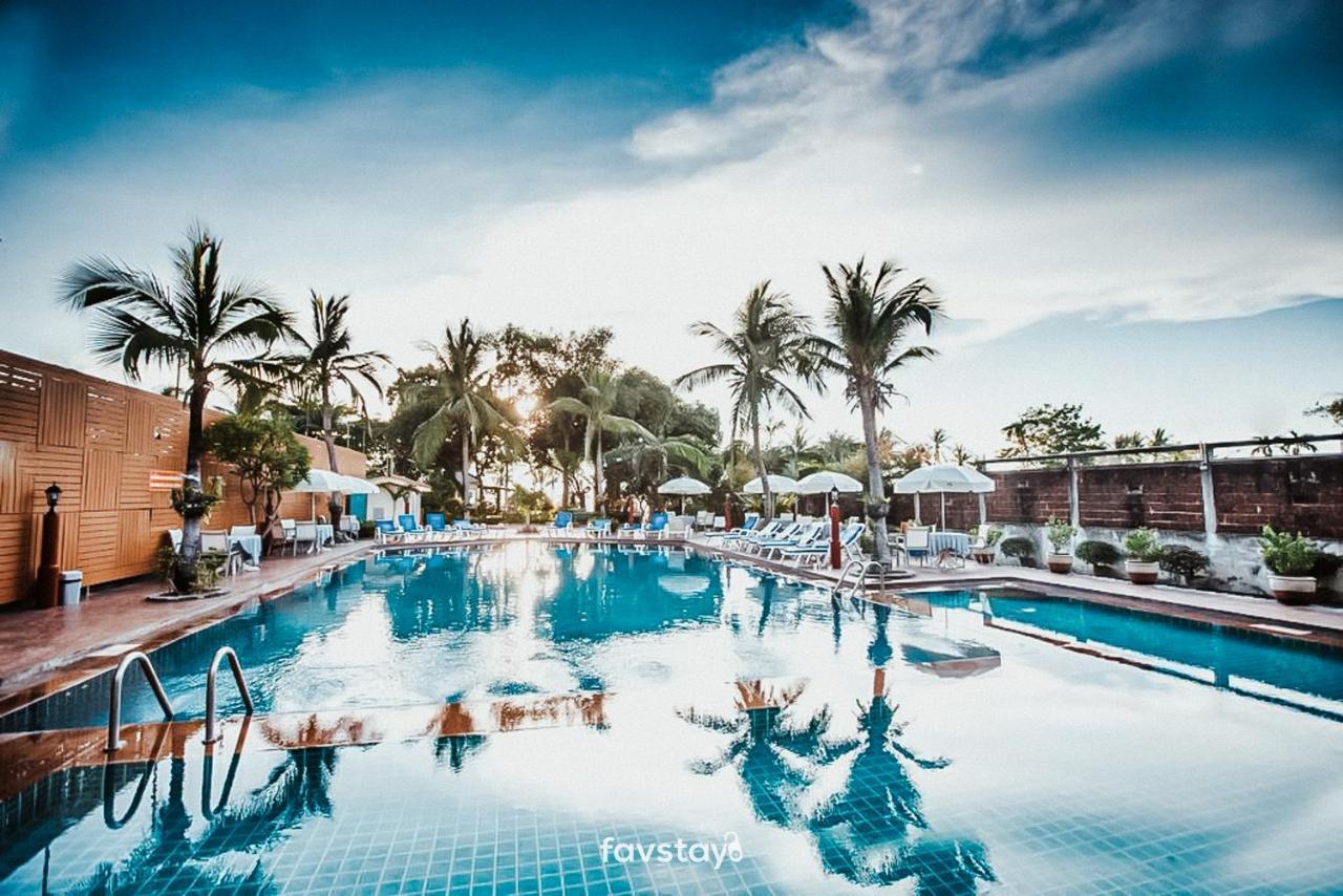 Twin Palms Suites And Residence Pattaya Eksteriør billede